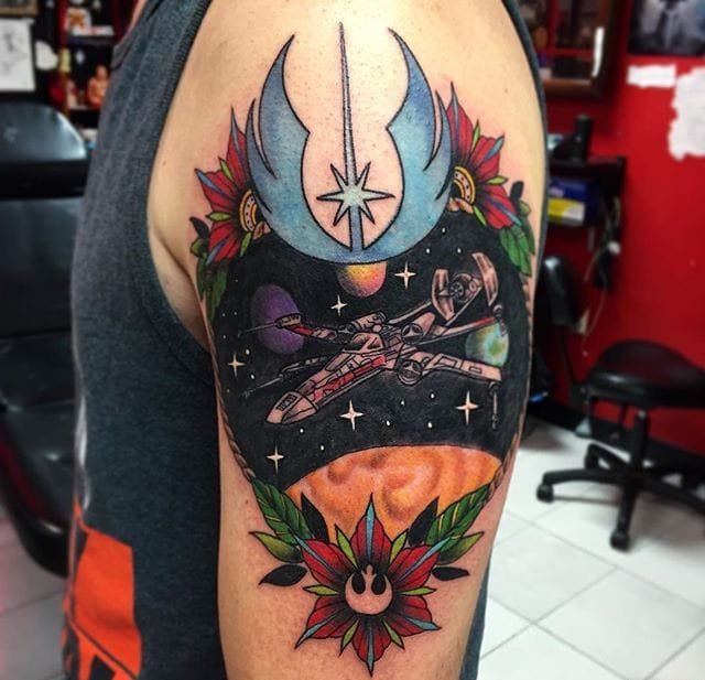 军士迷喜欢的X翼战斗机纹身图案