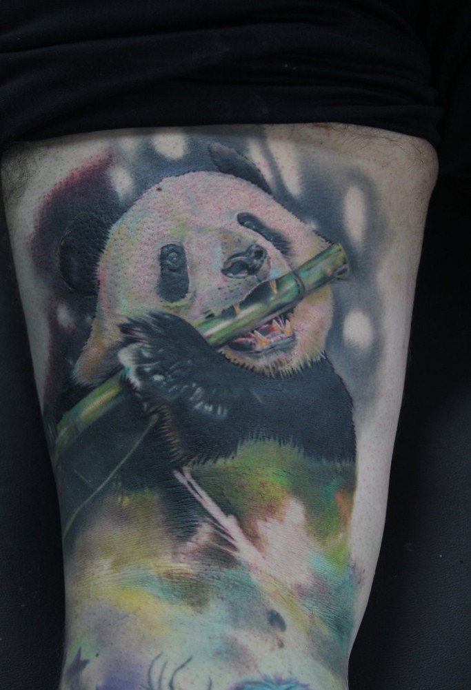 可爱的黑白熊猫纹身图案