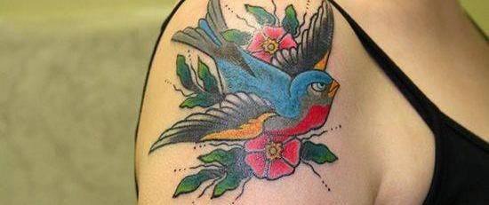 多款女孩喜爱的蜂鸟纹身图案