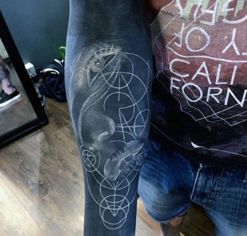 男性帅气的花臂纹身图案