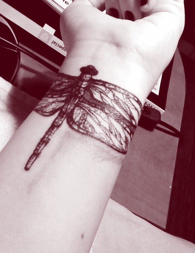 多款女性美丽的蜻蜓纹身图案