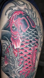 50款漂亮帅气的锦鲤纹身图案