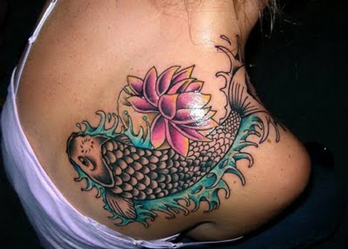 50款漂亮帅气的锦鲤纹身图案