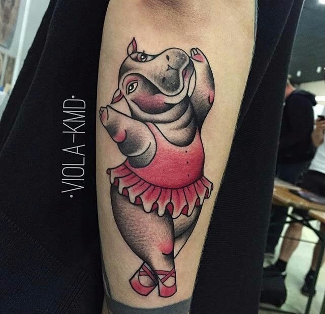 胖呼呼的可爱的河马纹身图案