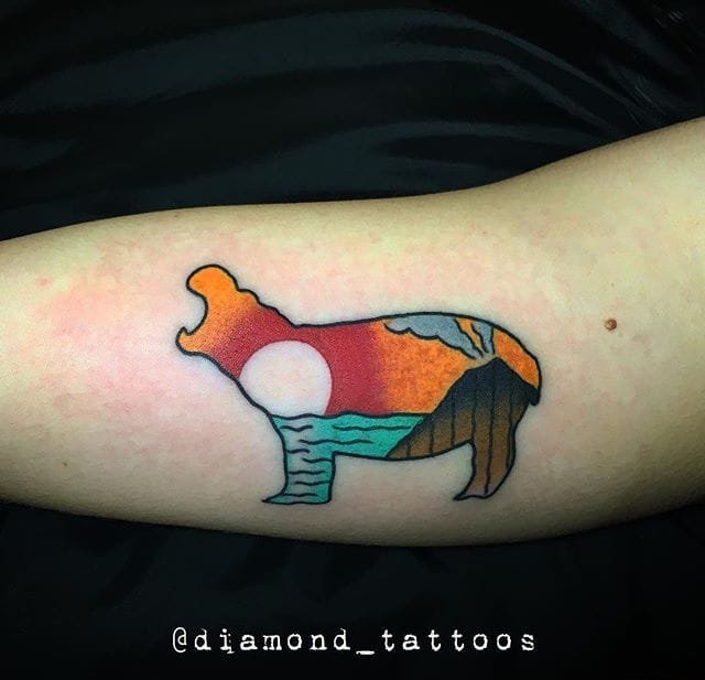 胖呼呼的可爱的河马纹身图案