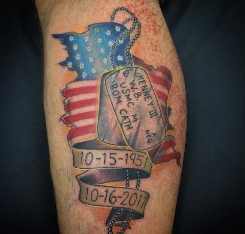 战争主题下的美国国旗纹身图案