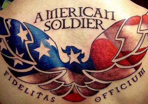 战争主题下的美国国旗纹身图案