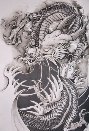帅气的龙纹身图案手稿素材