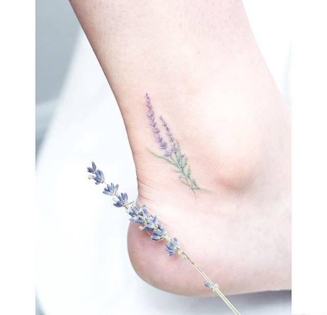 超漂亮的女性小清新淡雅的花纹身图案