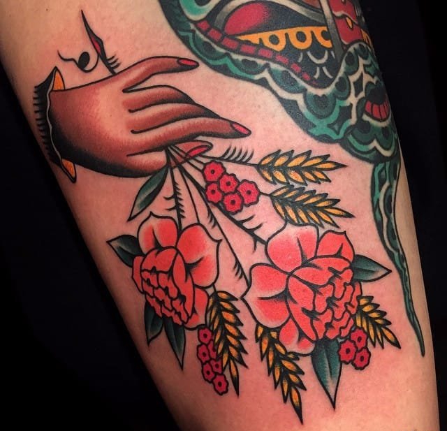 精美的传统风格花卉纹身图案来自奥斯丁