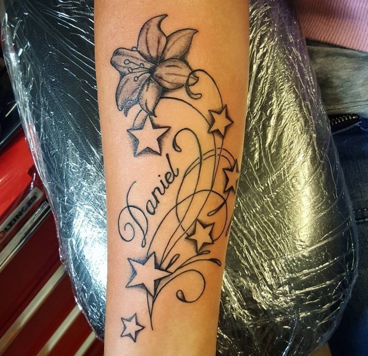 多款漂亮的星星纹身图案