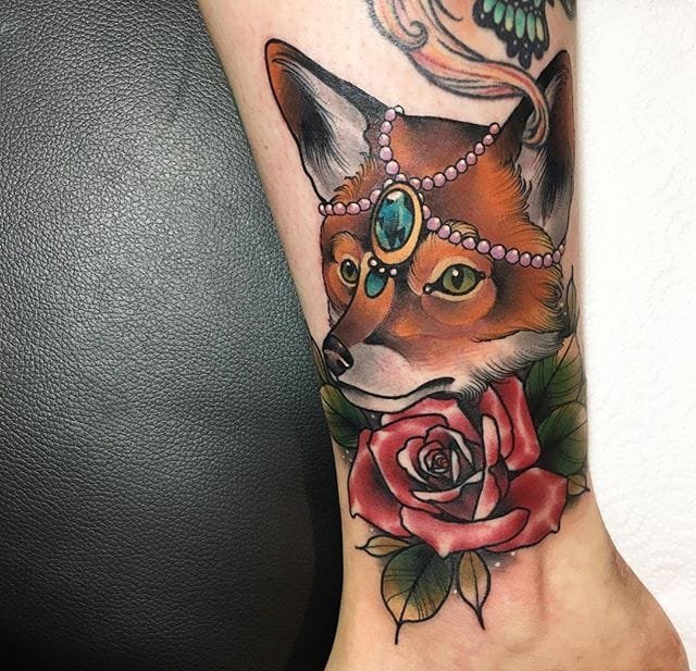 精美的有光泽的新传统风格纹身图案来自达里尔