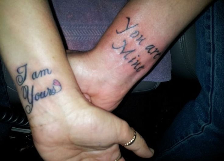 情侣同款爱意浓浓的英文字纹身图案