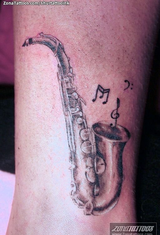 多款帅气的乐器萨克斯纹身图案