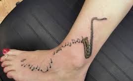 多款帅气的乐器萨克斯纹身图案