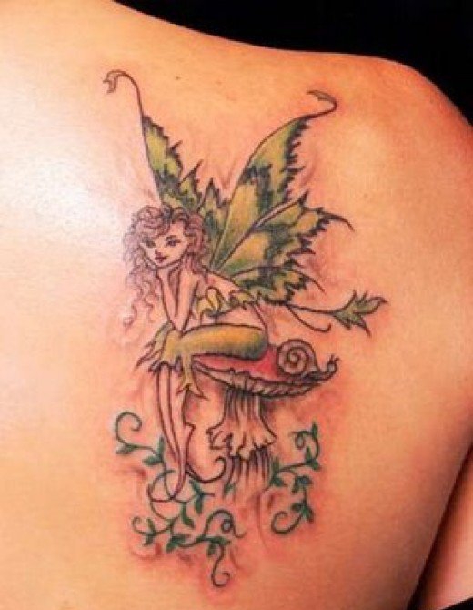 美女身上多款漂亮可爱的精灵纹身图案