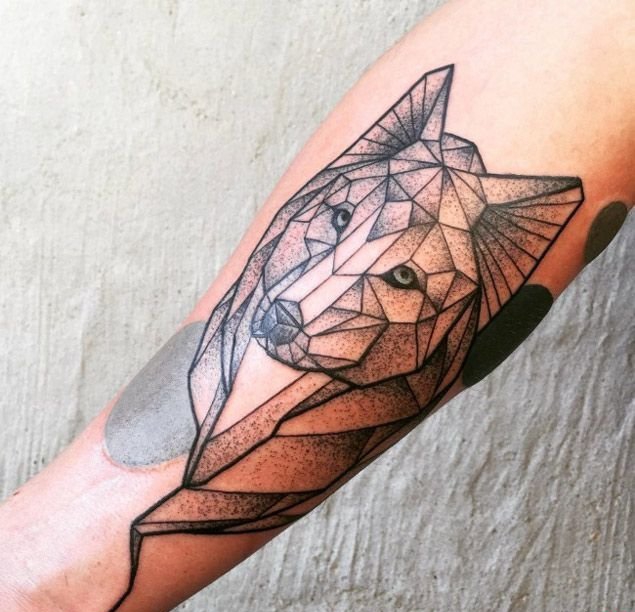 18款霸气的几何纹身狼纹身图案