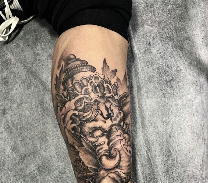 包小腿新时尚小象神纹身图案