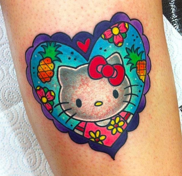 彩色的卡通动物纹身小马驹和凯蒂猫纹身图案