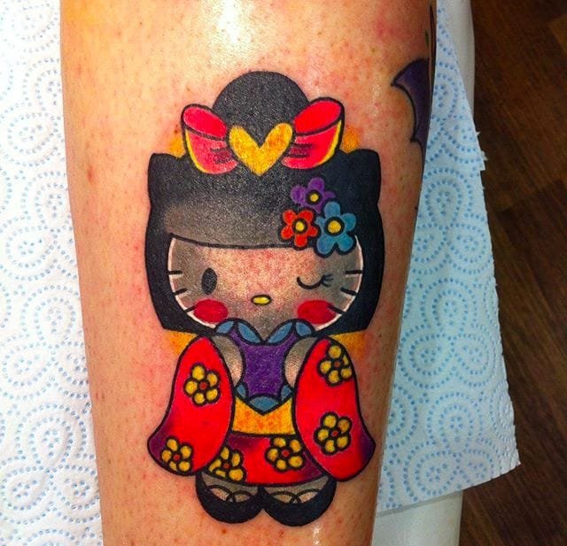 彩色的卡通动物纹身小马驹和凯蒂猫纹身图案