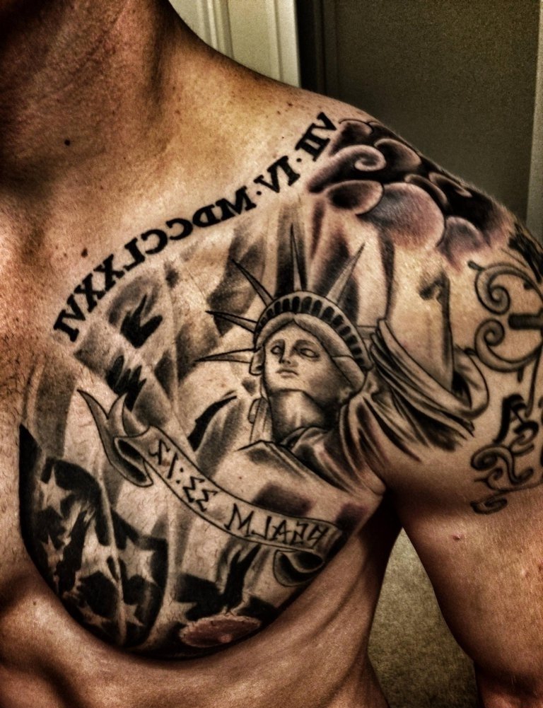 男性多种风格帅气的半甲纹身图案