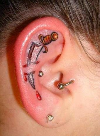 20款女孩耳朵上的小清新纹身图案