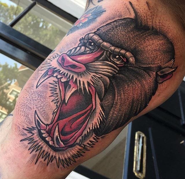 大胆的动物狒狒纹身图案