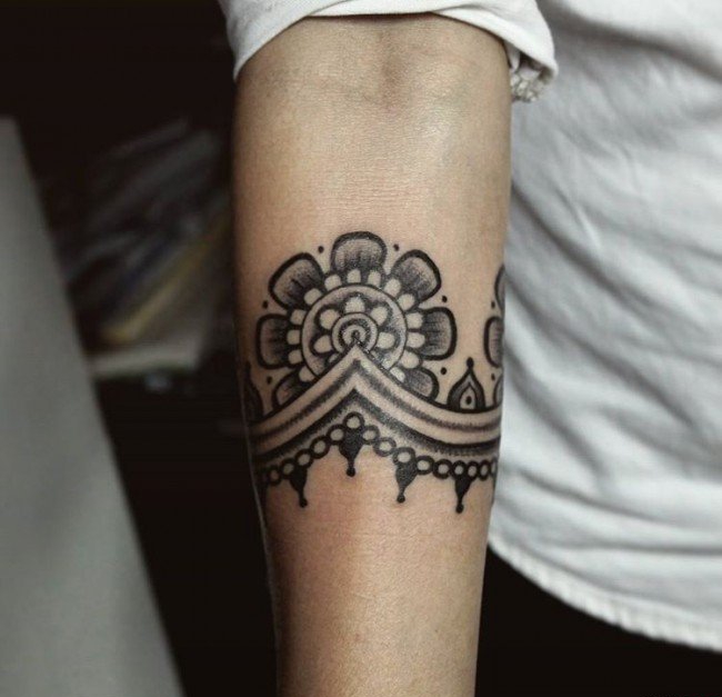 多款帅气的黑色部落图腾臂环纹身图案