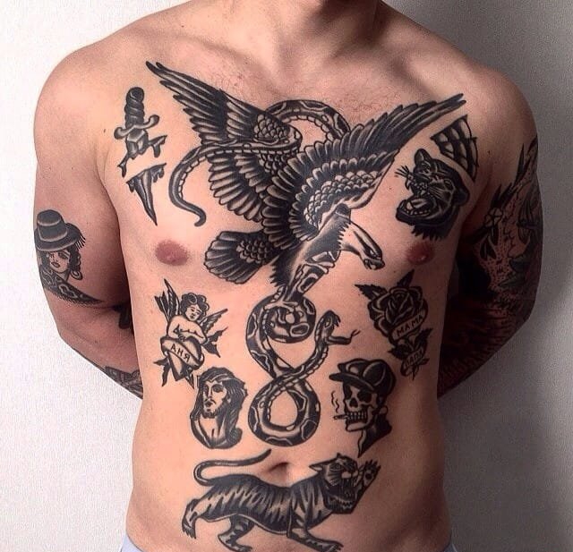 男子喜爱的头骨和人物头像和动物的满背纹身图案