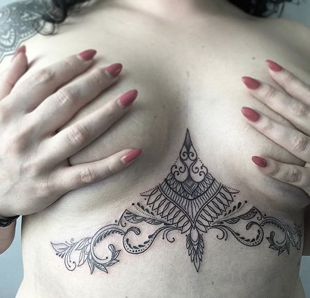 多款女性胸骨腹部上漂亮精致的装饰风格纹身图案
