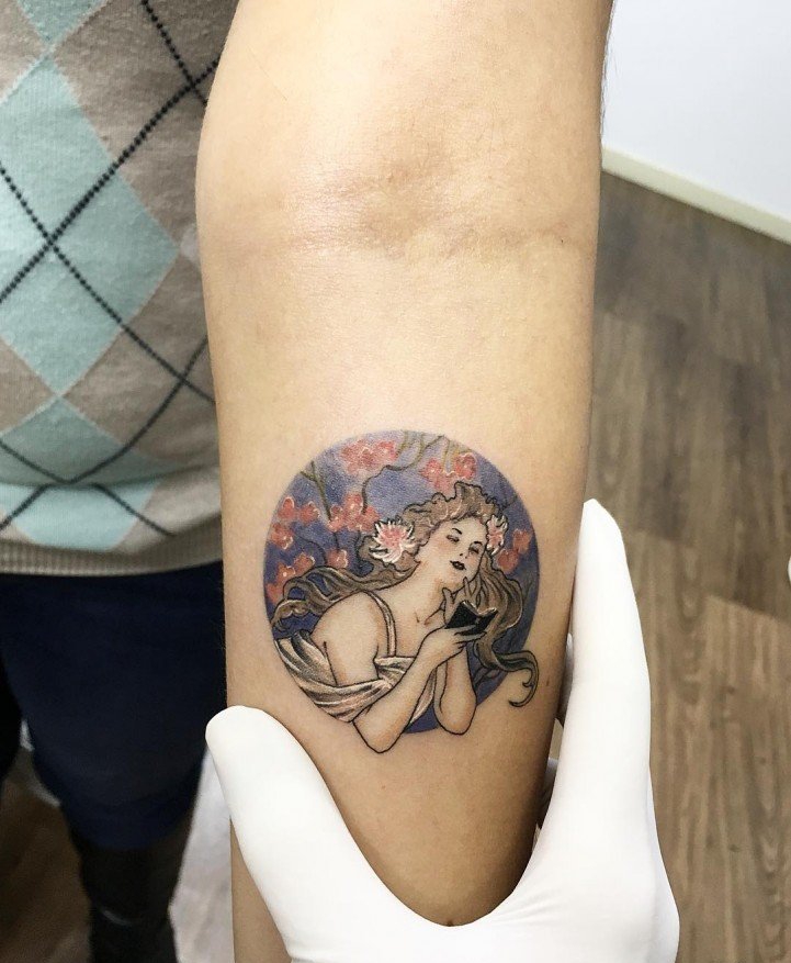 30款精美的手臂上的小圆形纹身图案