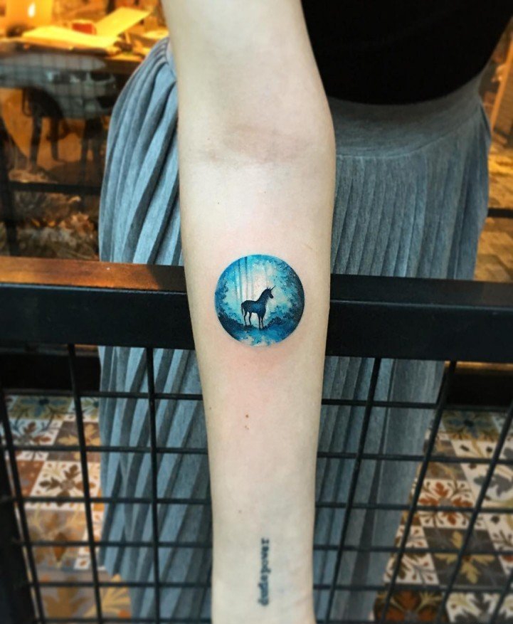 30款精美的手臂上的小圆形纹身图案