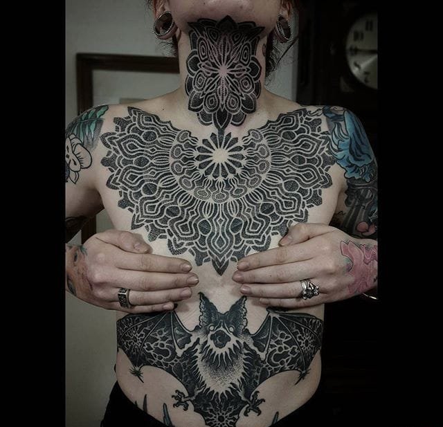 多款大胆的大面积黑色点刺风格纹身图案来自埃里克