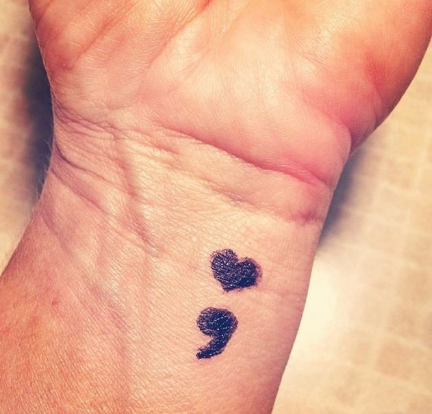 多款清新的简单的分号纹身图案