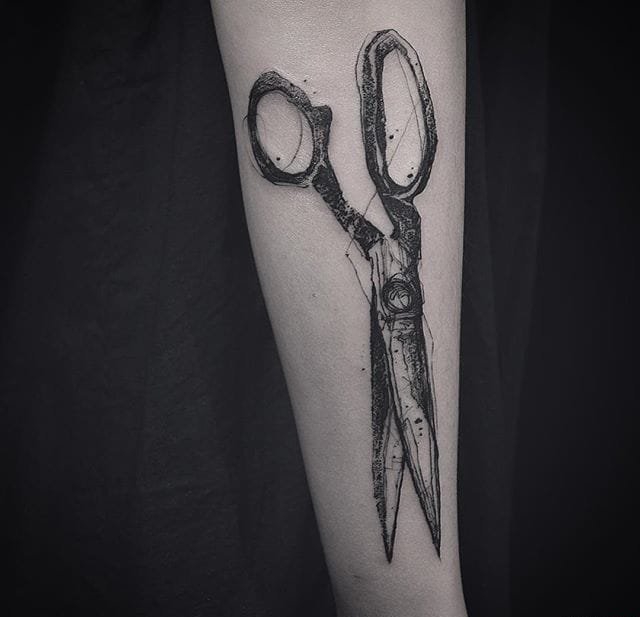 抽象的写生风格素描水彩纹身图案来自于纹身师纳迪