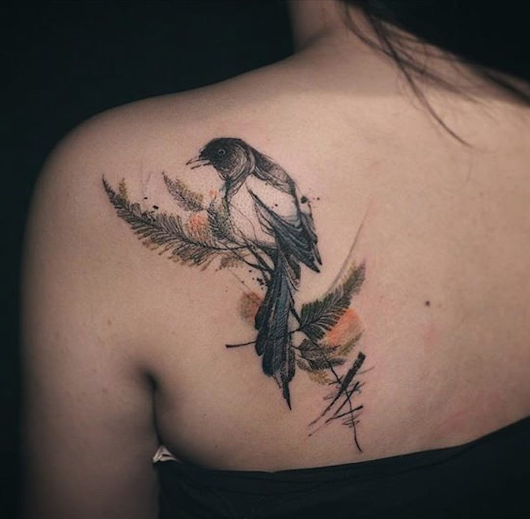 抽象的写生风格素描水彩纹身图案来自于纹身师纳迪