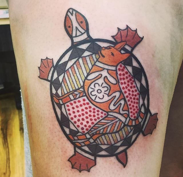 非常受启发的原始生物纹身图案来自于纹身师卢