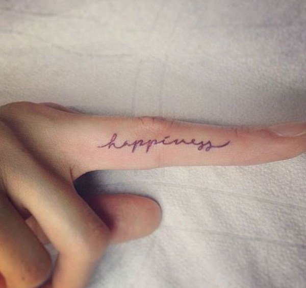 女生手指漂亮的小清新纹身图案