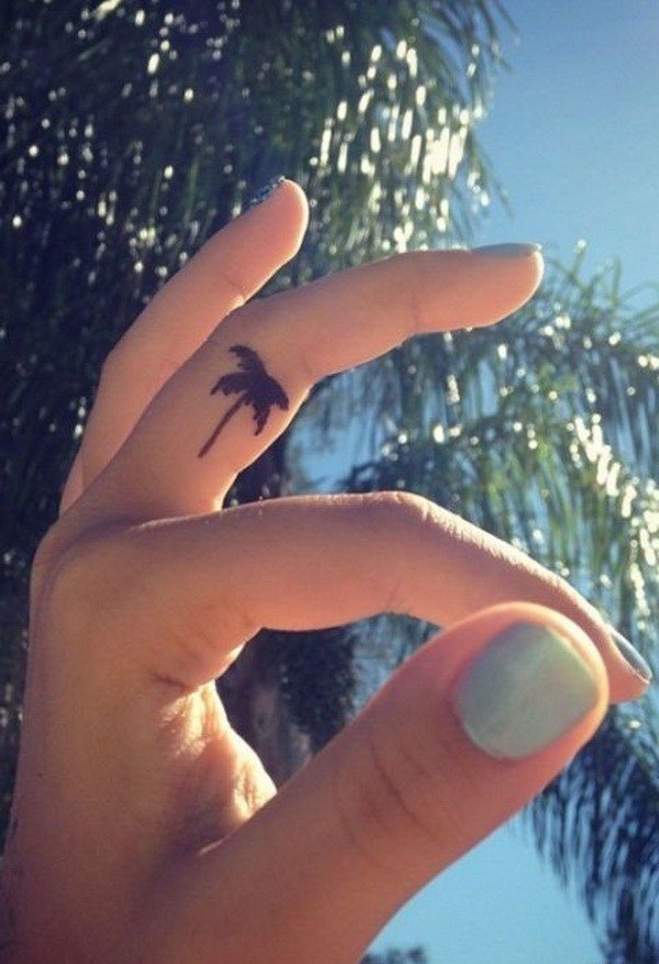 女生手指漂亮的小清新纹身图案