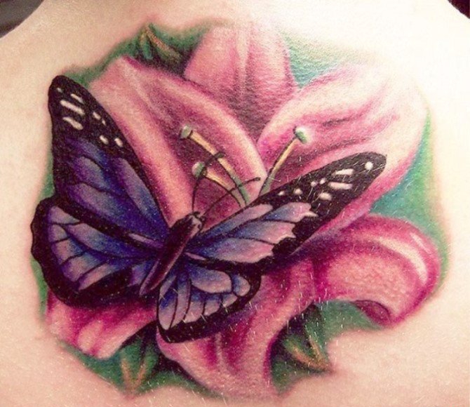 女性喜欢的漂亮的蝴蝶纹身图案
