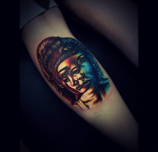 漂亮的超现实主义人物肖像纹身图案