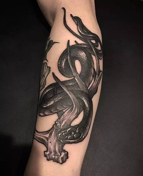 韩国纹身师Gara暗黑系黑灰写实骷髅纹身