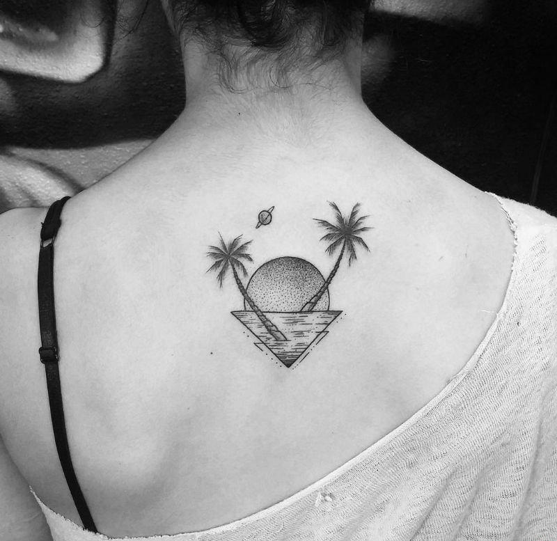 精致的黑色微型景观纹身图案来自托马斯