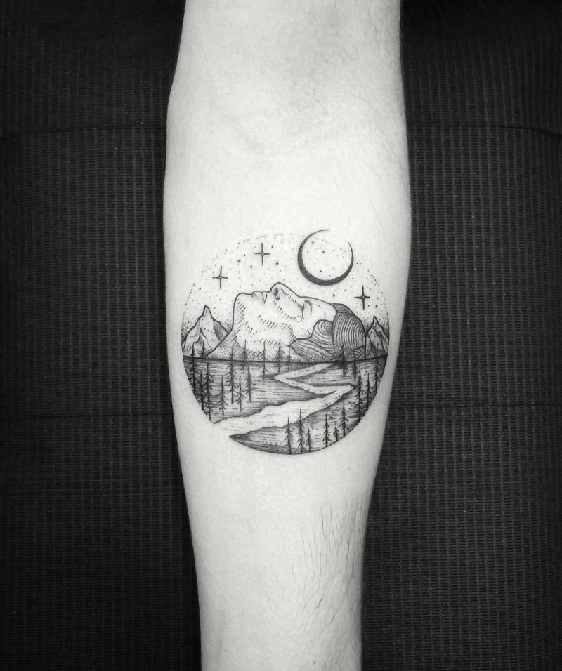 精致的黑色微型景观纹身图案来自托马斯