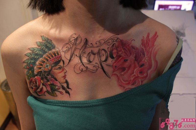 美女胸口好看的独角兽英文纹身图案