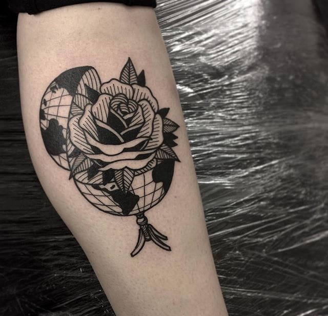 多款精致的纯手工黑线抽象纹身图案来自伊恩