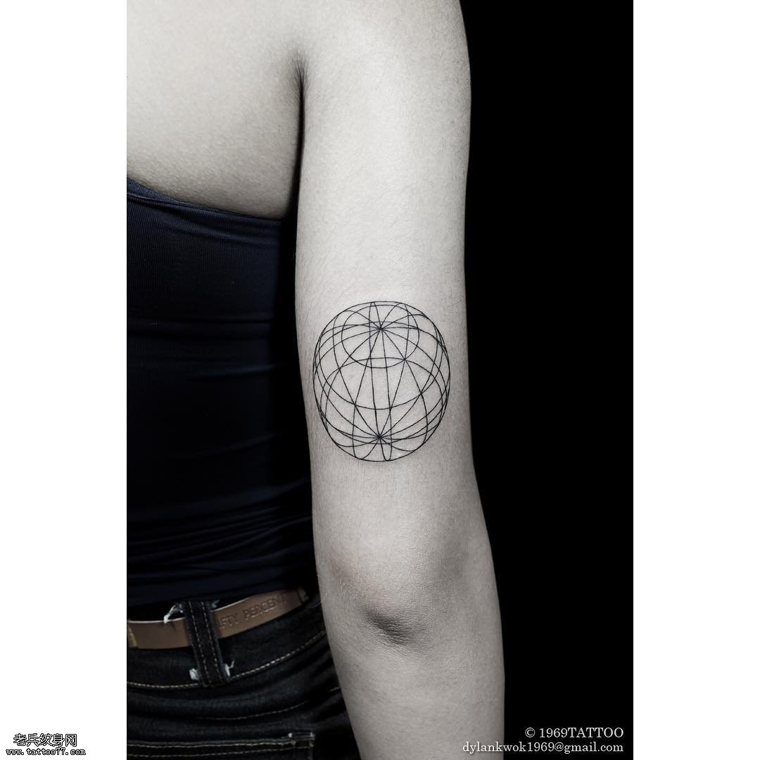 几何线条纹身图案