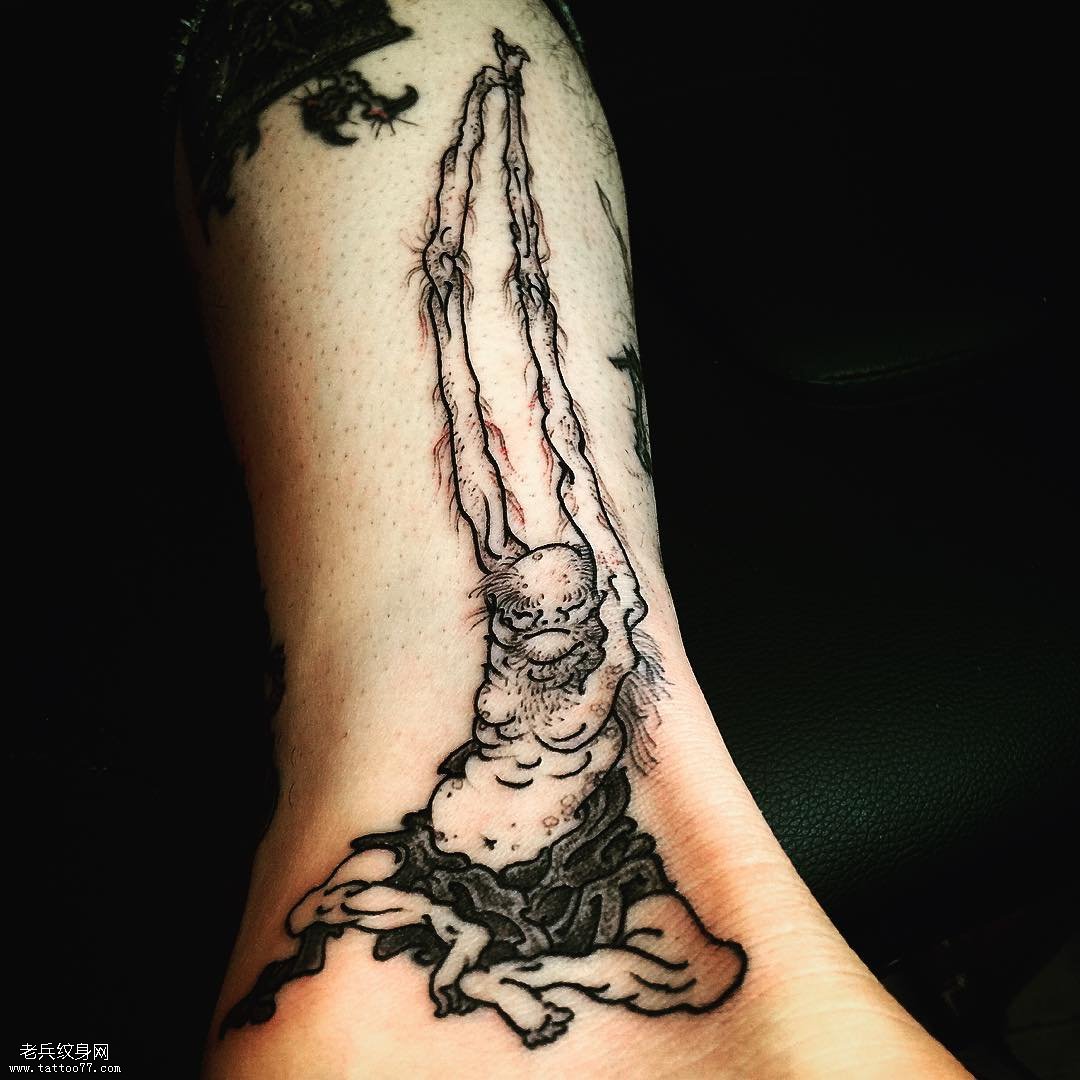 脚踝日式纹身图案