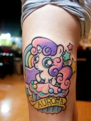 腿部彩色喜欢独角兽纹身图片