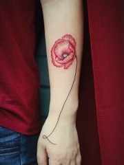 手臂超诡异美丽花卉纹身图案